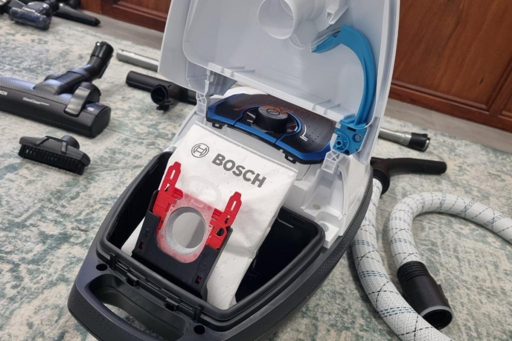 Quick And Easy Steps In Cleaning A Bosch Hepa Filter