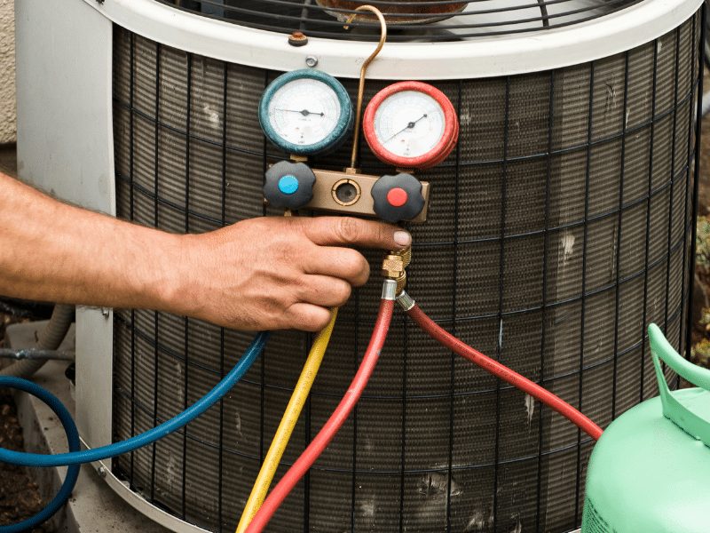 Quick And Easy Steps In Using An HVAC Recovery Machine